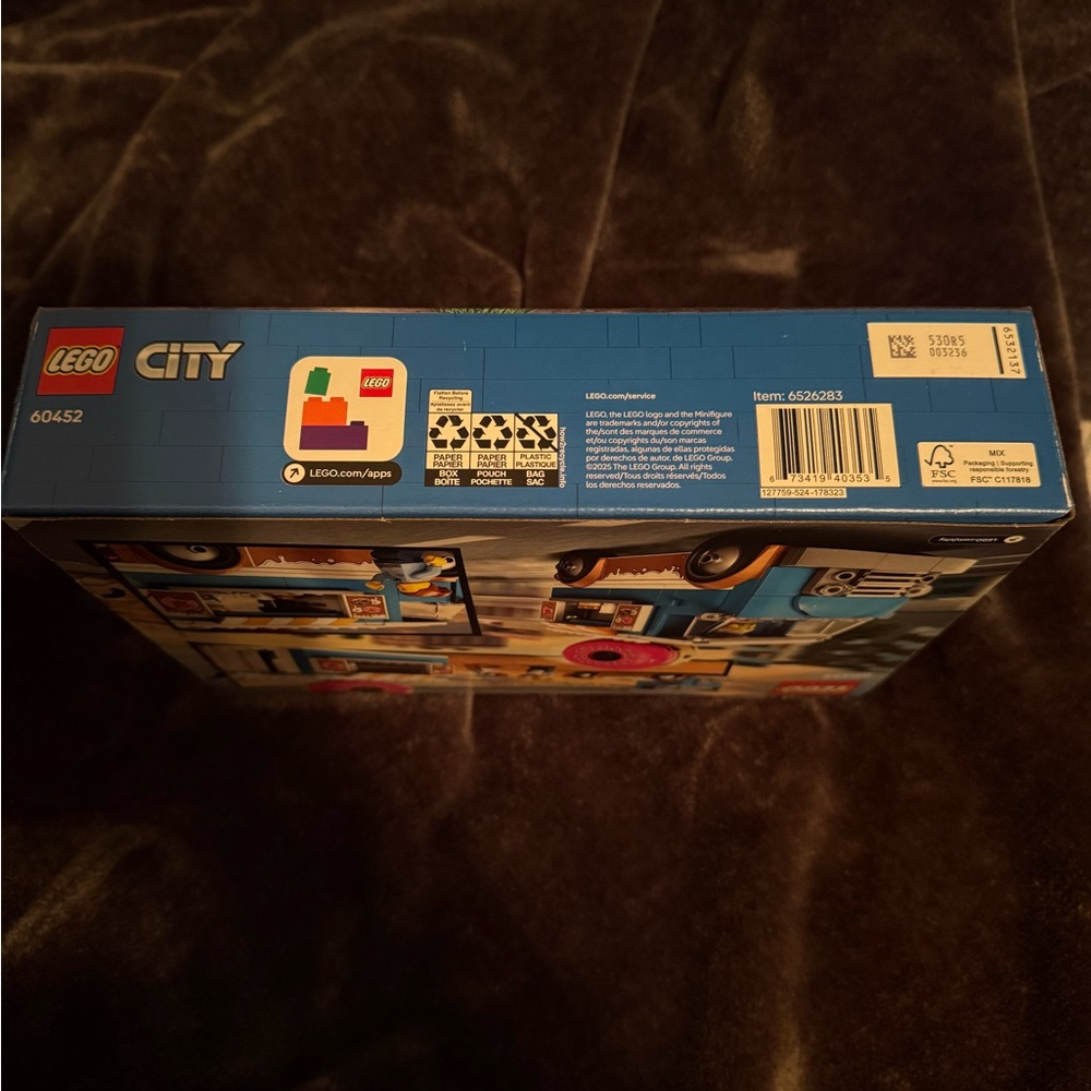 LEGO City Donut Truck Set - New in box, never opened - Picture 3 of 9